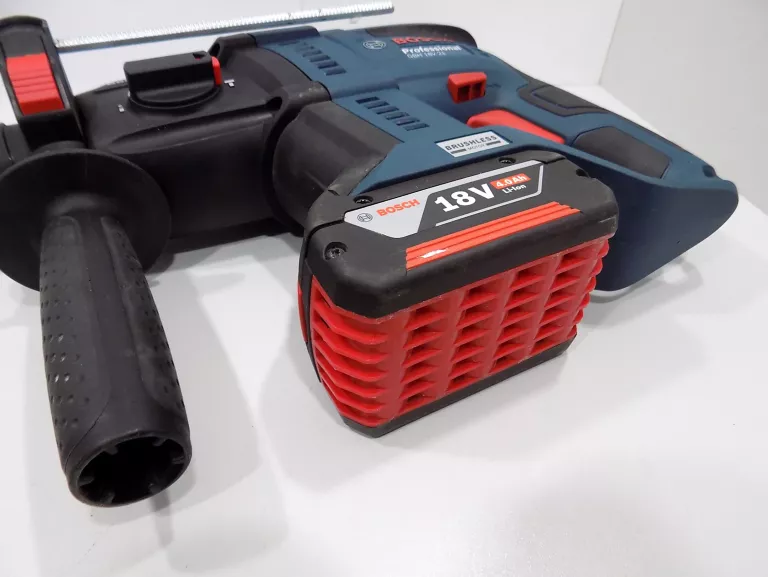 SZLIFIERKA BOSCH GWS 18V 7 + MŁOTOWIERTARKA BOSCH GBH 18V-21