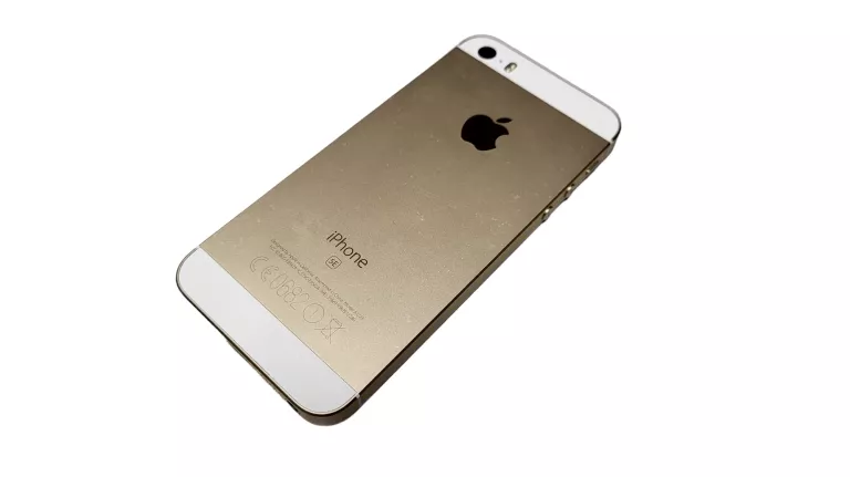 TELEFON APPLE IPHONE SE 32GB 84%