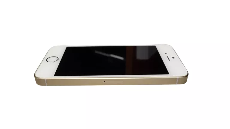 TELEFON APPLE IPHONE SE 32GB 84%