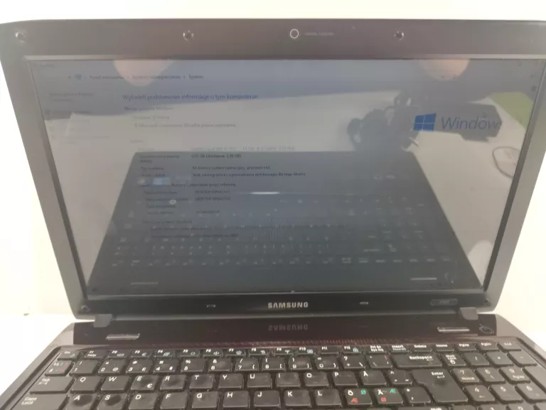 LAPTOP SAMSUNG R580