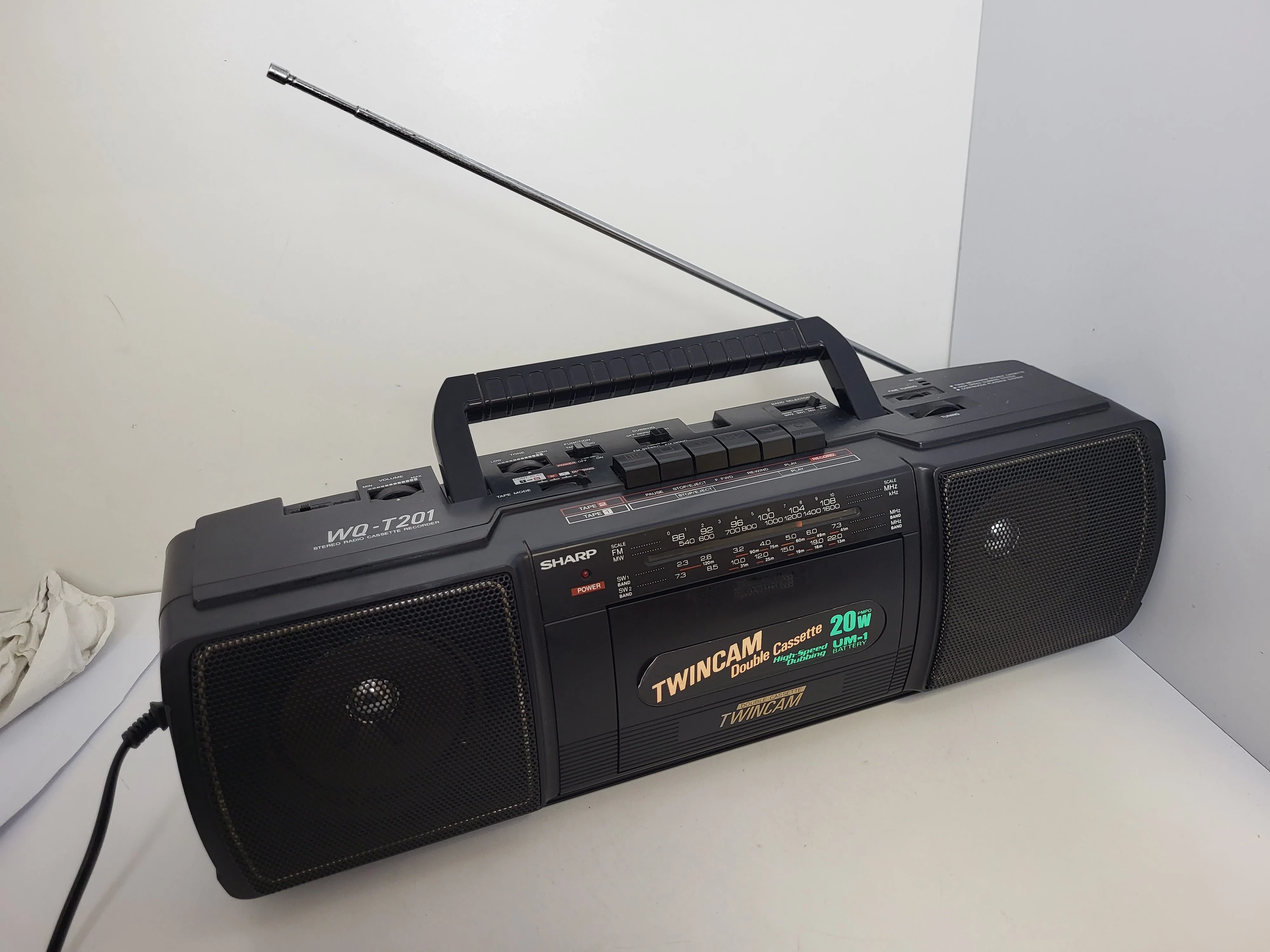 radiomagnetofon-sharp-wq-t201-jamnik-klasyczny-magnetofon-zlacza-brak