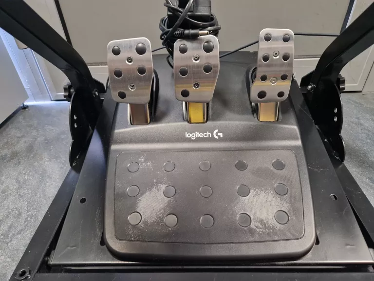 KIEROWNICA LOGITECH G920 + SHIFTER + STELAŻ