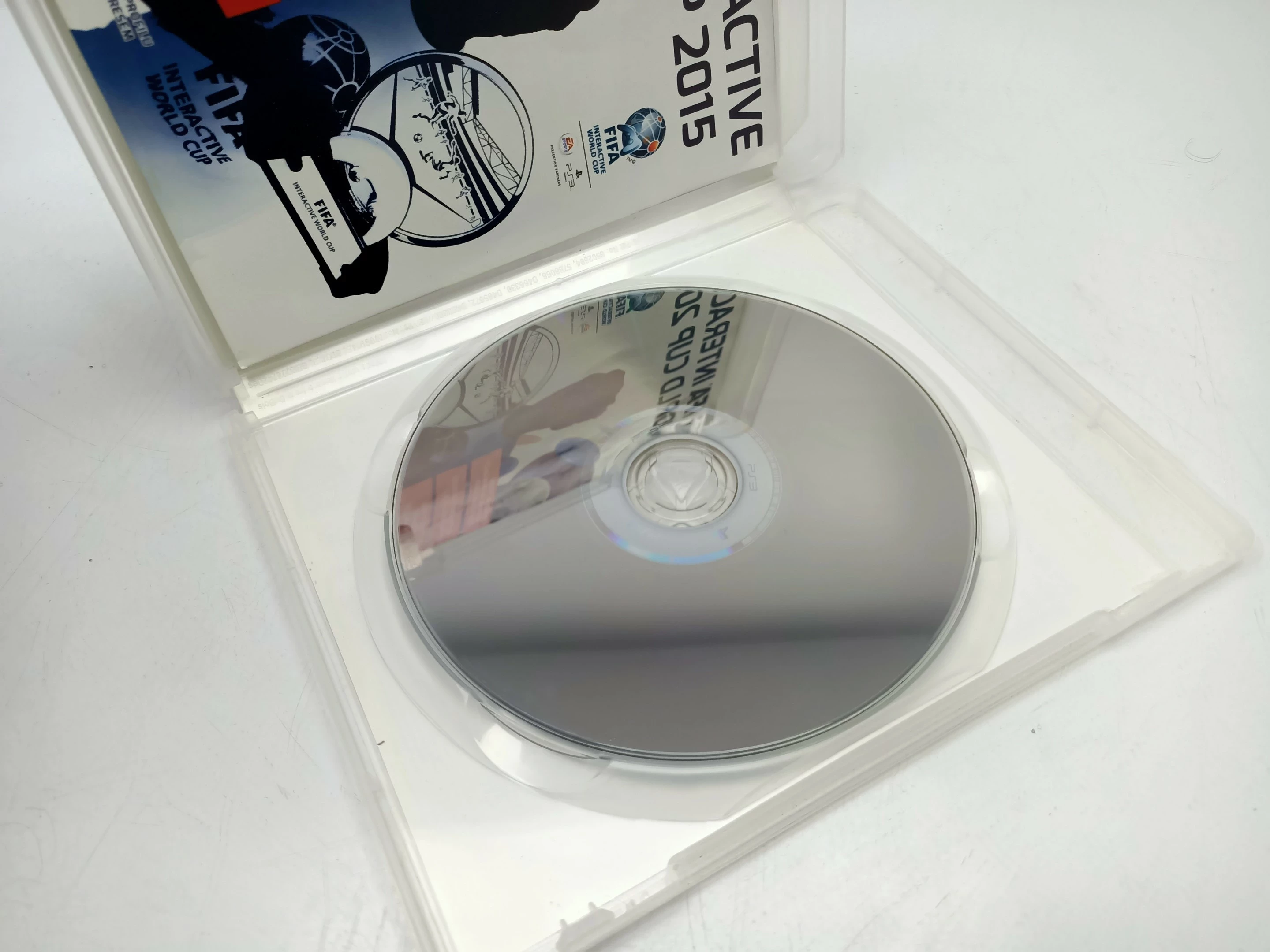 fifa-15-pl-ps3-ea-sports-granice-wiekowe-pegi-3