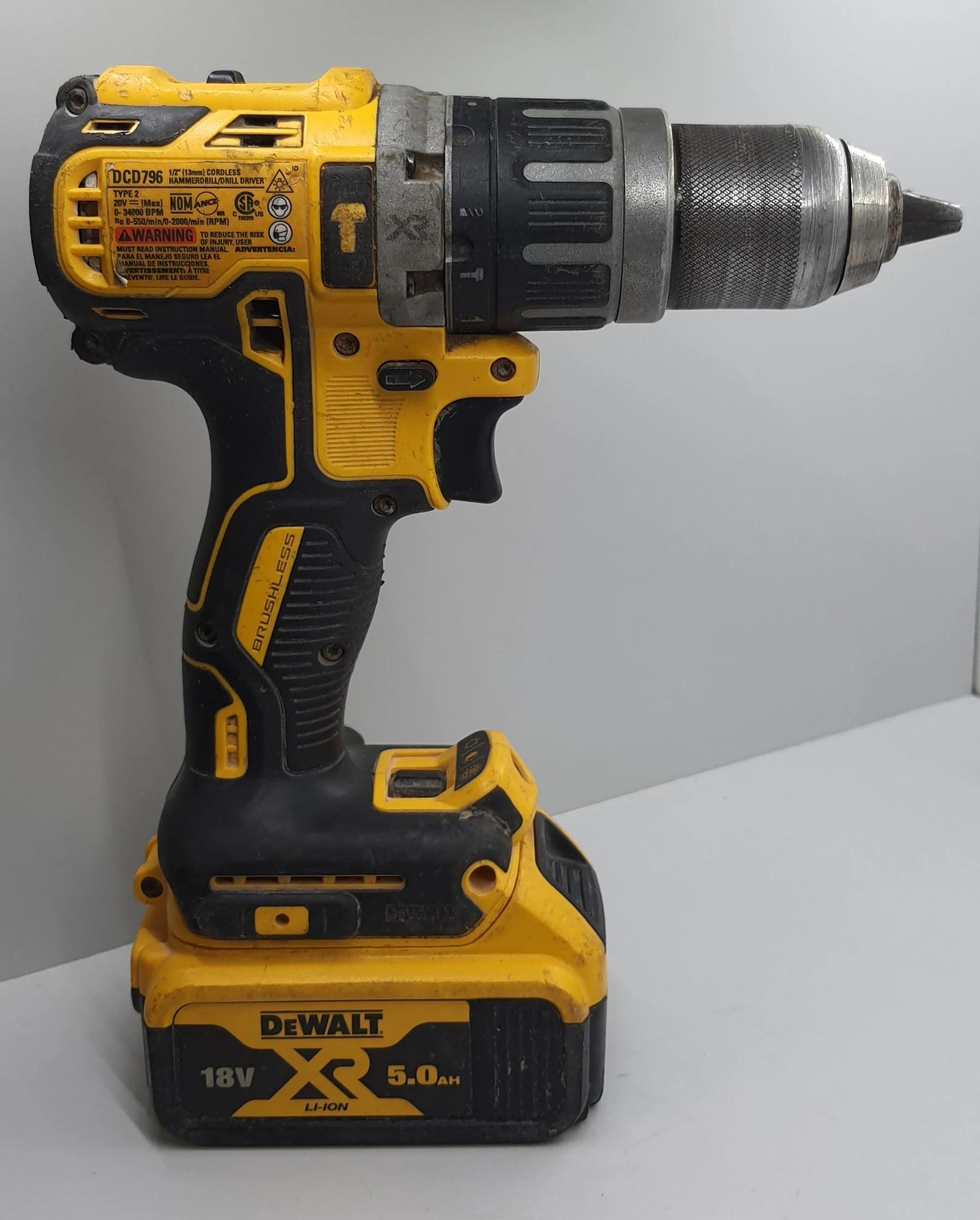 wkretarka-dewalt-dcd796-akumulator-18v-50ah-napiecie-v-18-v