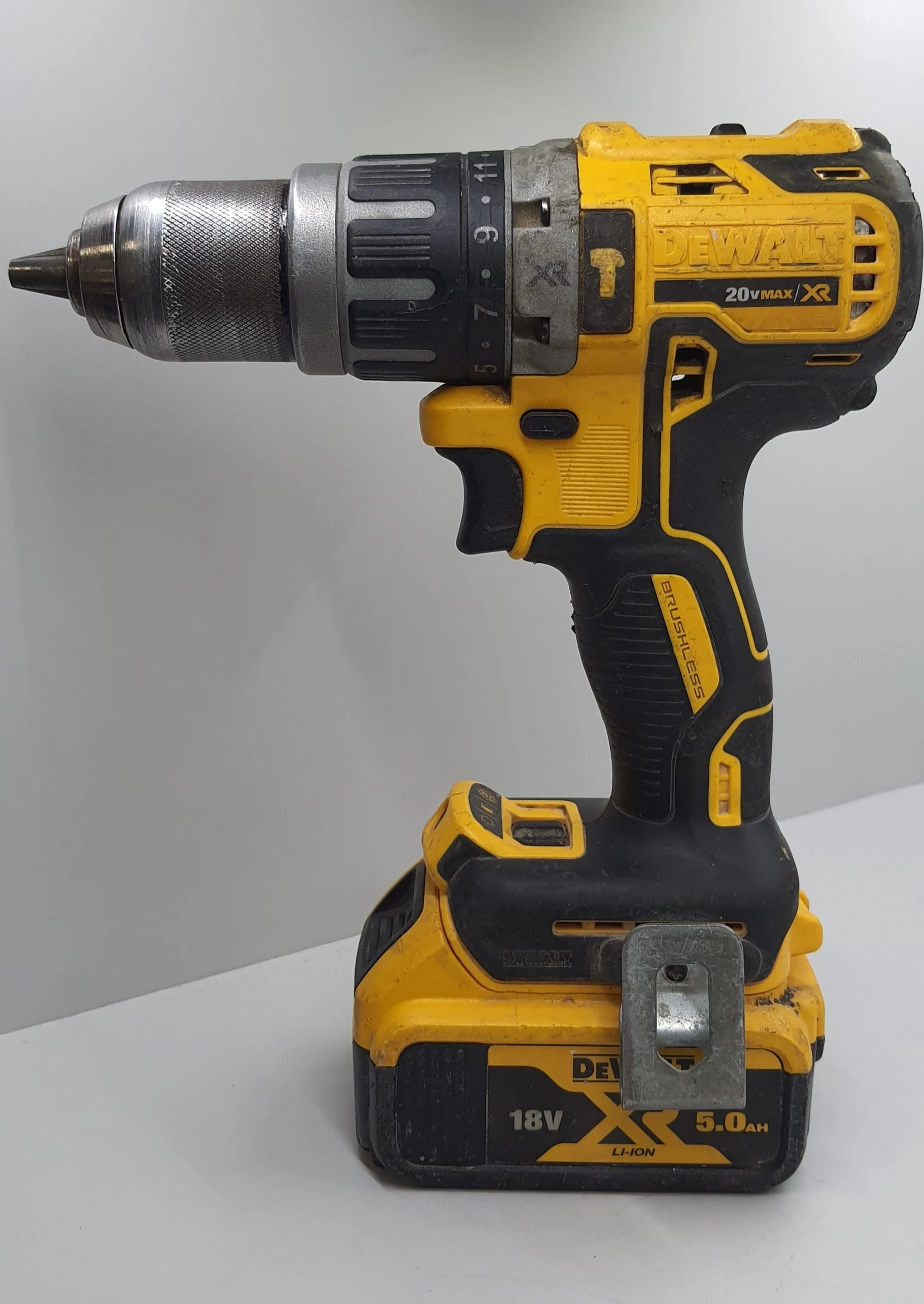wkretarka-dewalt-dcd796-akumulator-18v-50ah-stan-uzywany