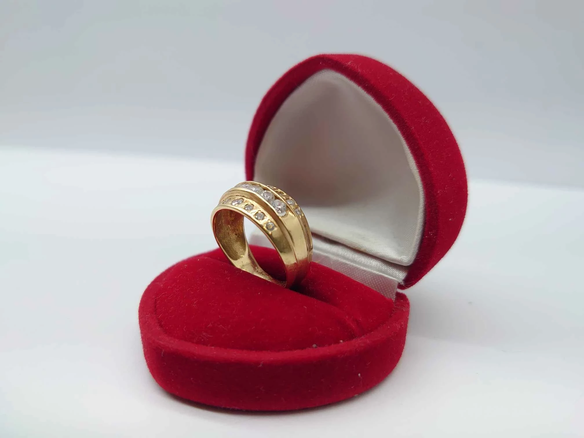 przesliczny-zloty-pierscionek-585433-g-jana-pawla-ii-9426-plock