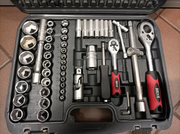 zestaw-kluczy-nasadowych-108-el-best-marka-inna