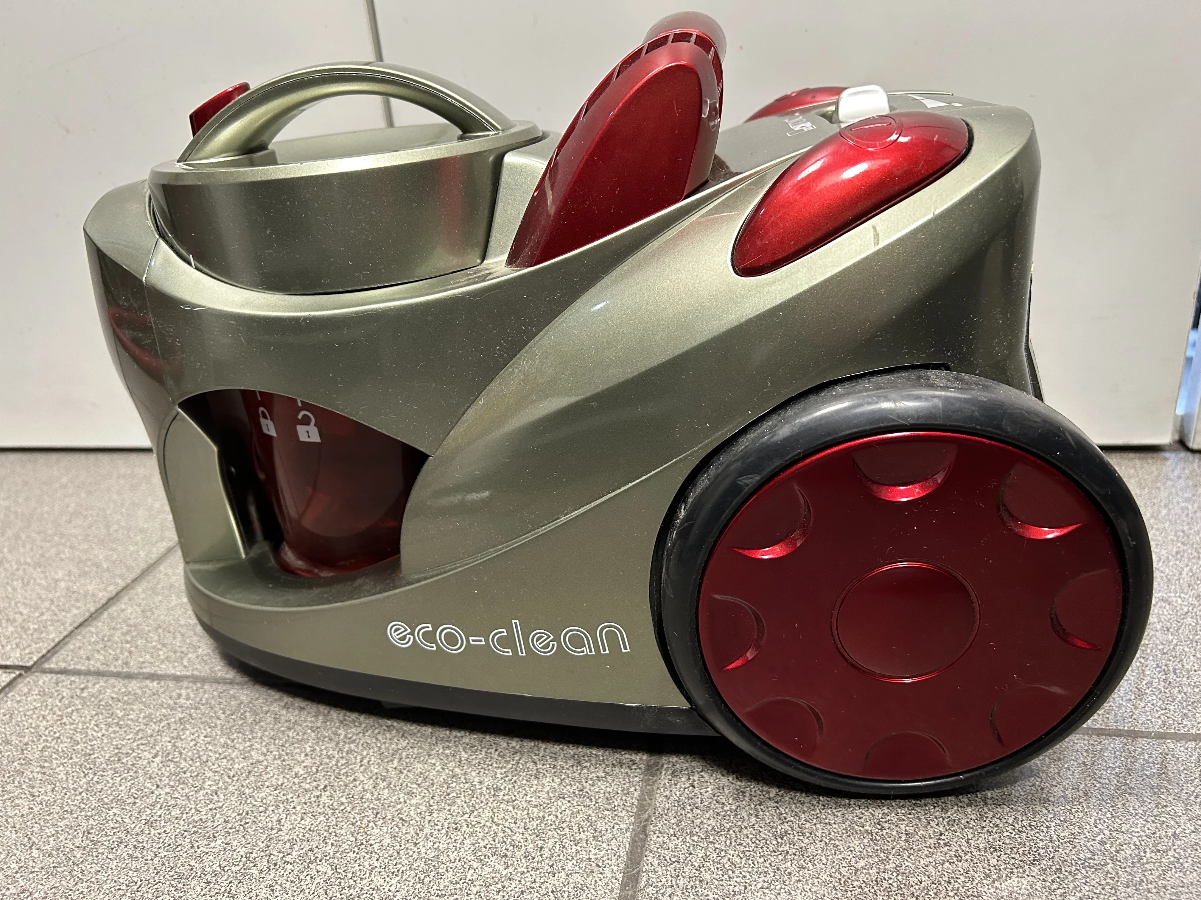 odkurzacz-clatronic-bs-1294-n-rodzaj-odkurzacza-bezworkowy