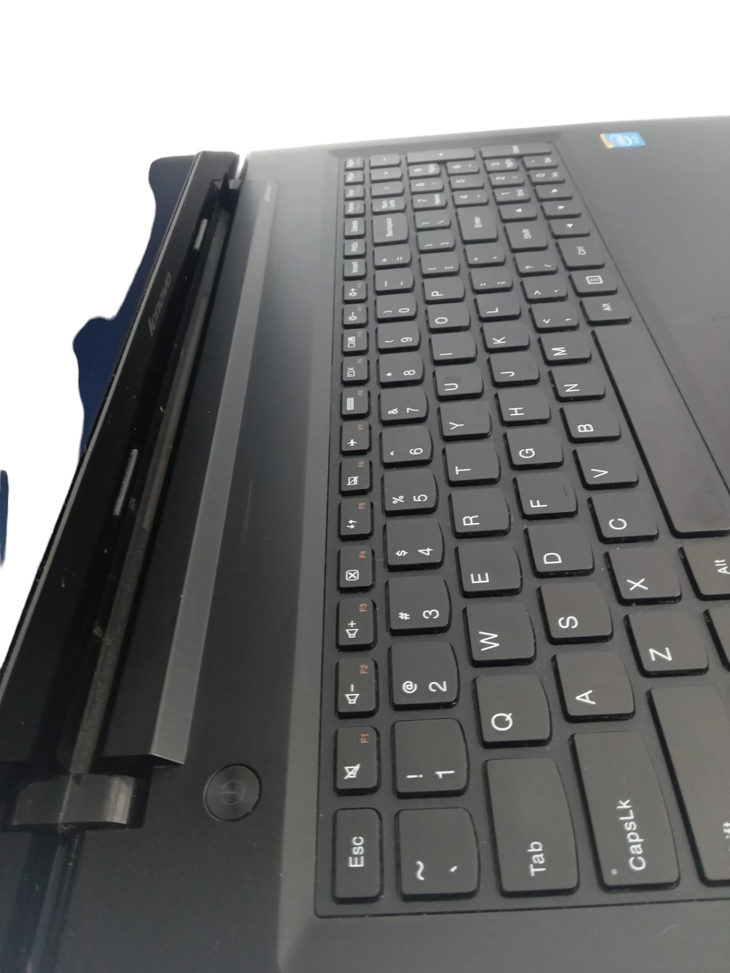 laptop-lenovo-g50-30lad-opis-rozdzielczosc-px-1366-x-768