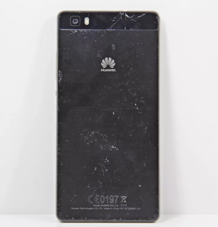 SMARTFON HUAWEI P8 LITE 2 GB / 16 GB CZARNY