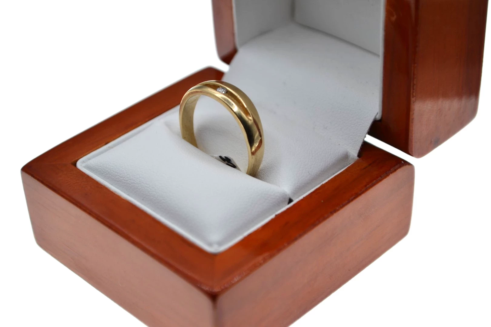 wyrob-jubilerski-uzywany-pierscionek-585-stan-11323-2