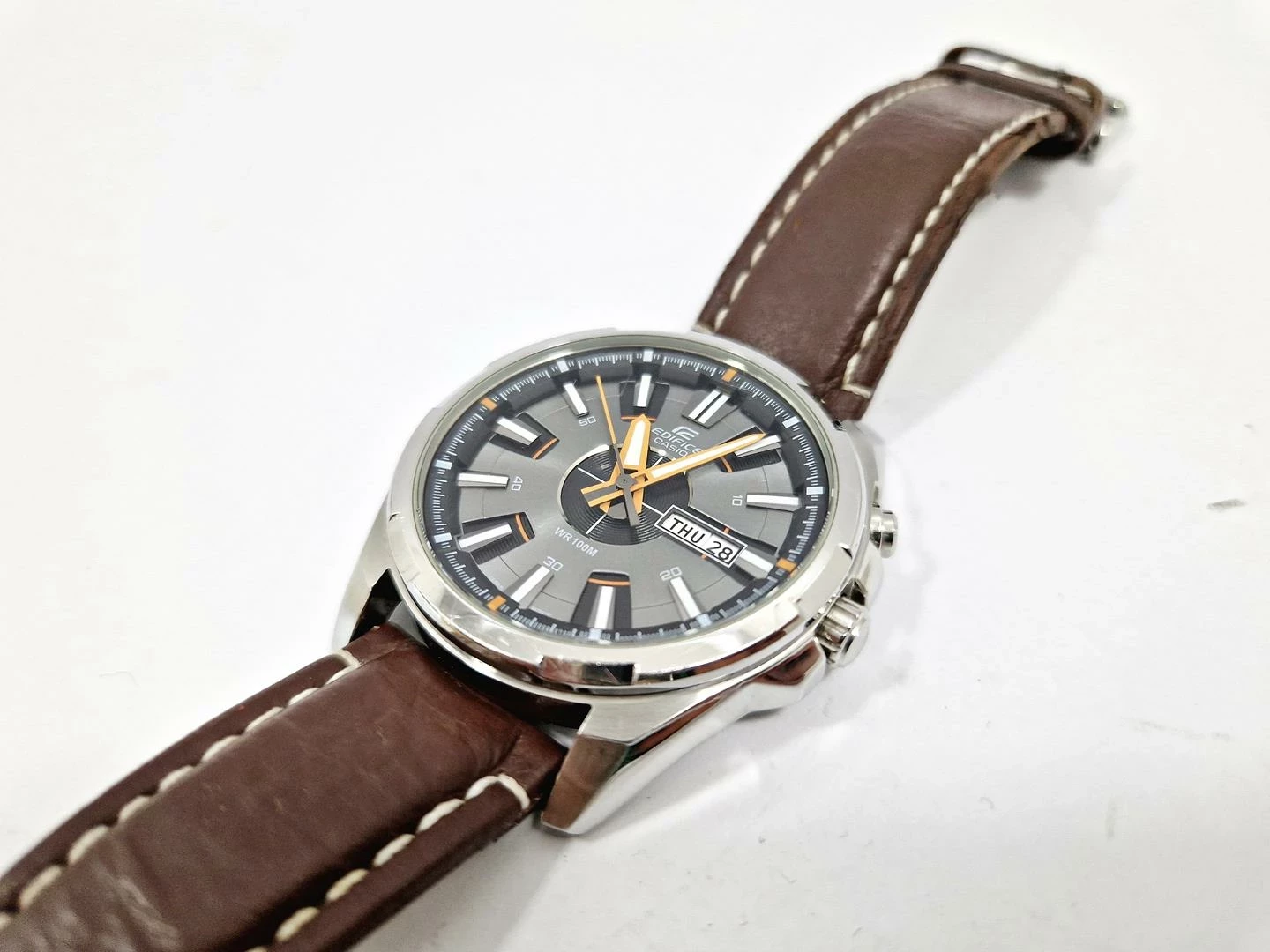 zegarek-meski-casio-edifice-efr-102-1a5vef-44mm-100m-rodzaj-analogowe
