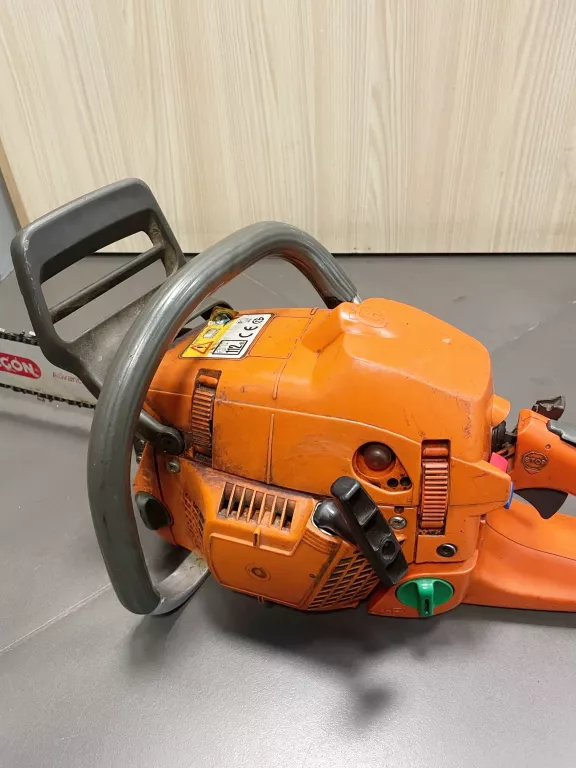 PIŁA HUSQVARNA 353 USZKODZONA