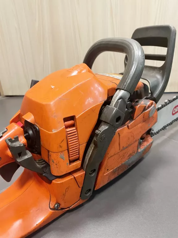 PIŁA HUSQVARNA 353 USZKODZONA