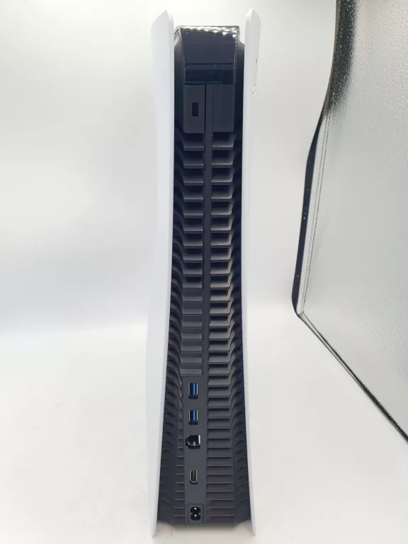KONSOLA PLAYSTATION 5 + KOMPLET