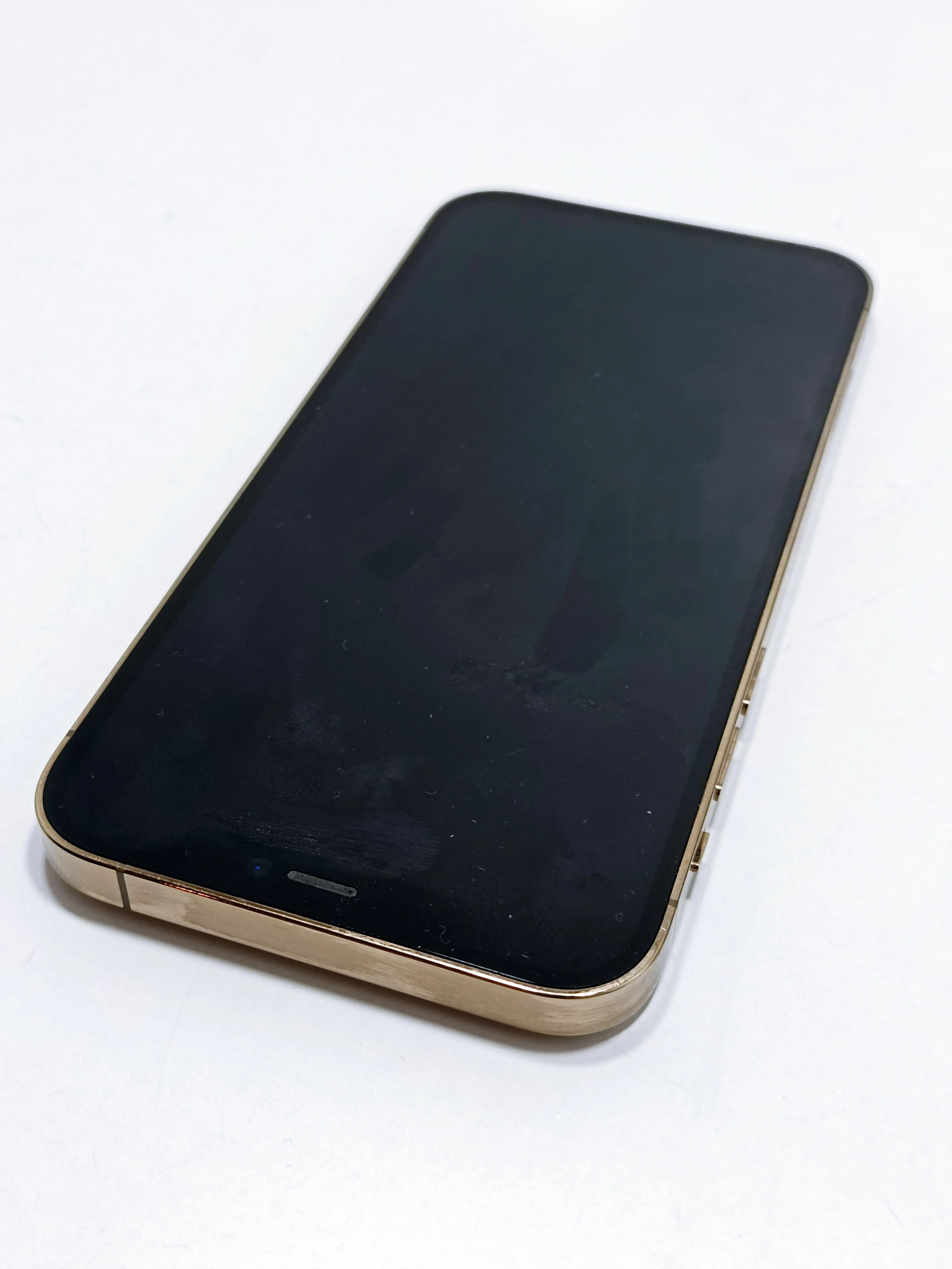 telefon-iphone-12-pro-gold-84bateria-128gb-kolor-zloty