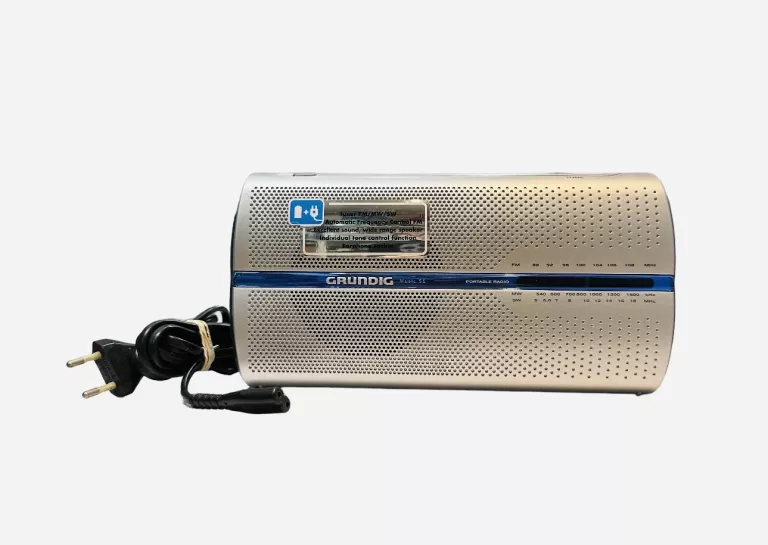 RADIO GRUNDIG
