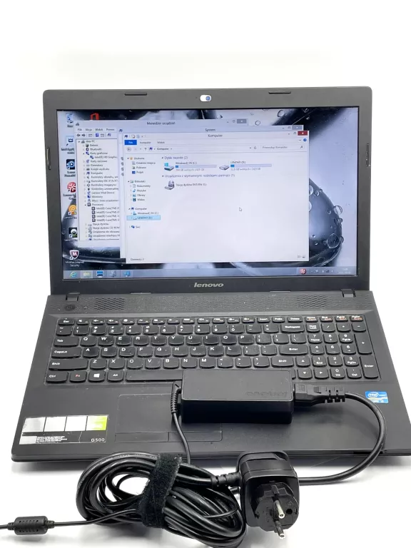 LAPTOP LENOVO I3 3GEN 8GB/512GB ZAŚ