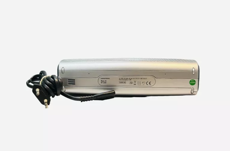 RADIO GRUNDIG