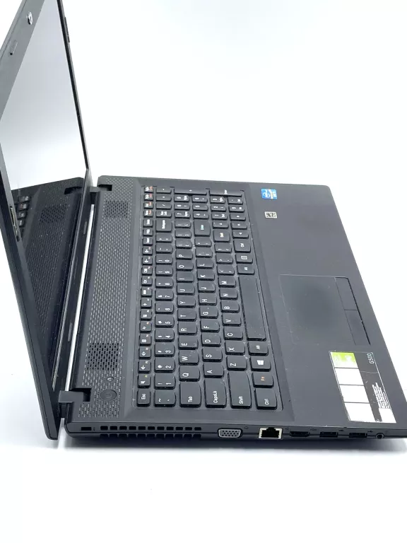 LAPTOP LENOVO I3 3GEN 8GB/512GB ZAŚ