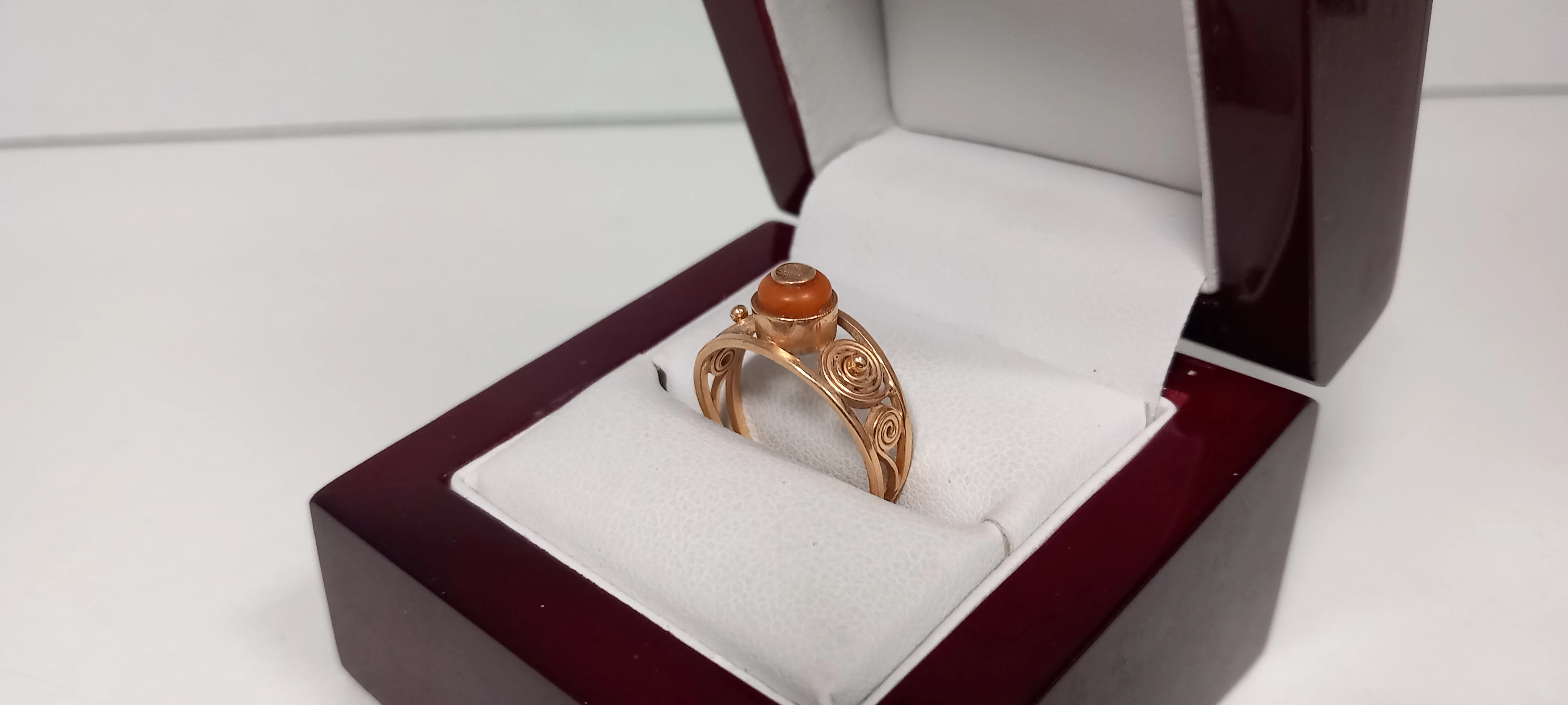 zloty-pierscionek-585-rodzaj-2205-2