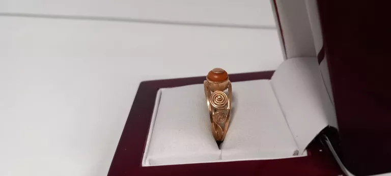 zloty-pierscionek-585-material-15835-2