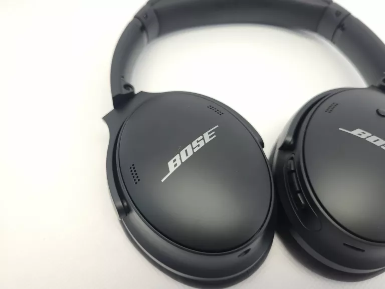 SŁUCHAWKI BEZPRZEWODOWE BOSE QUIETCOMFORT 45 CZARNE
