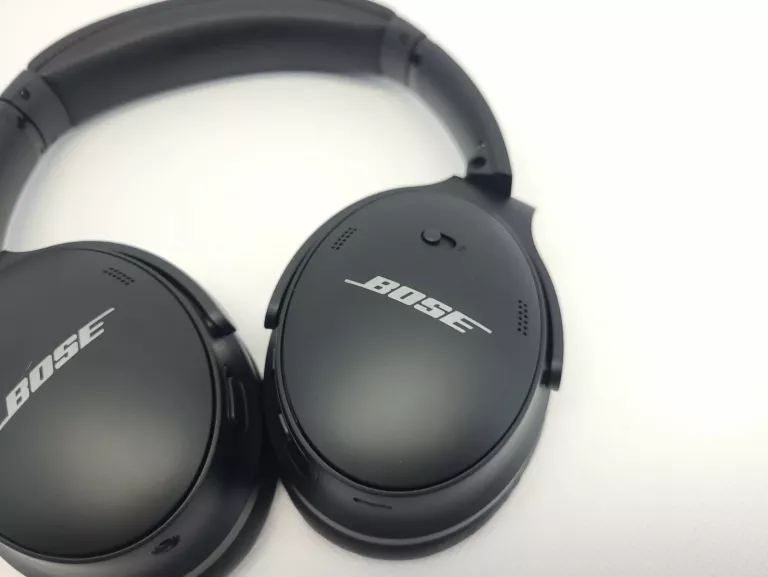 SŁUCHAWKI BEZPRZEWODOWE BOSE QUIETCOMFORT 45 CZARNE