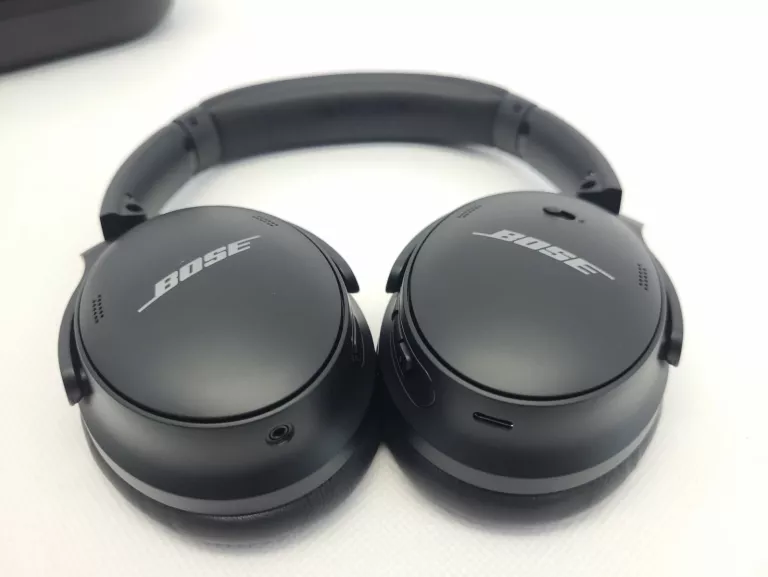 SŁUCHAWKI BEZPRZEWODOWE BOSE QUIETCOMFORT 45 CZARNE
