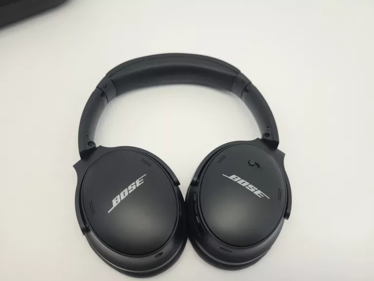 SŁUCHAWKI BEZPRZEWODOWE BOSE QUIETCOMFORT 45 CZARNE