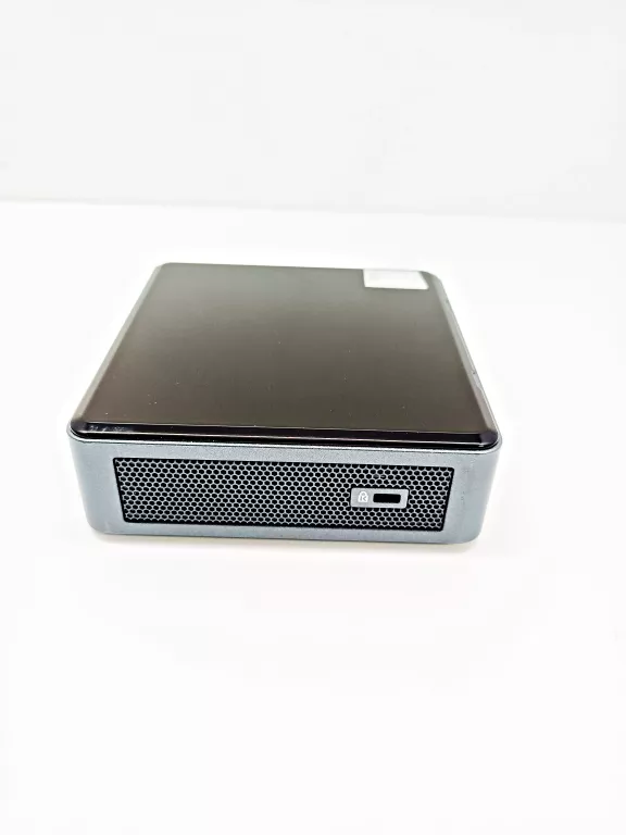KOMPUTER PRZENOSNY INTEL  NUC10FNK+PUDEŁKO
