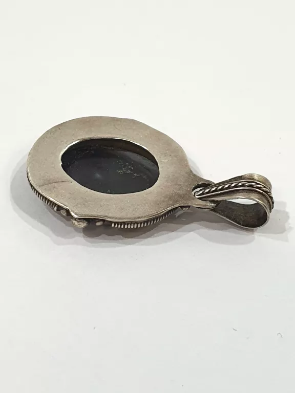 SREBRNA ZAWIESZKA Z MASĄ PERŁOWĄ 9,12G 925