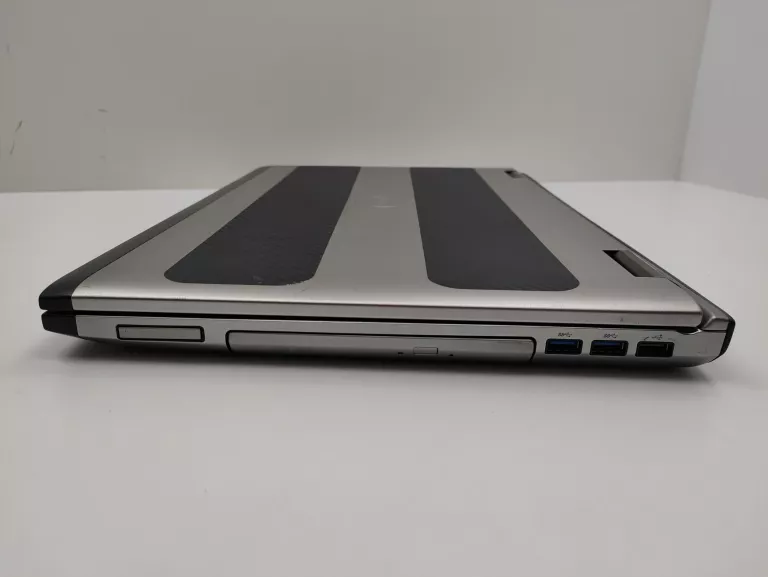 laptop-dell-vostro-3750-173-gt-525-i7-2630qm-6512gb-liczba-rdzeni-procesora-4329-9