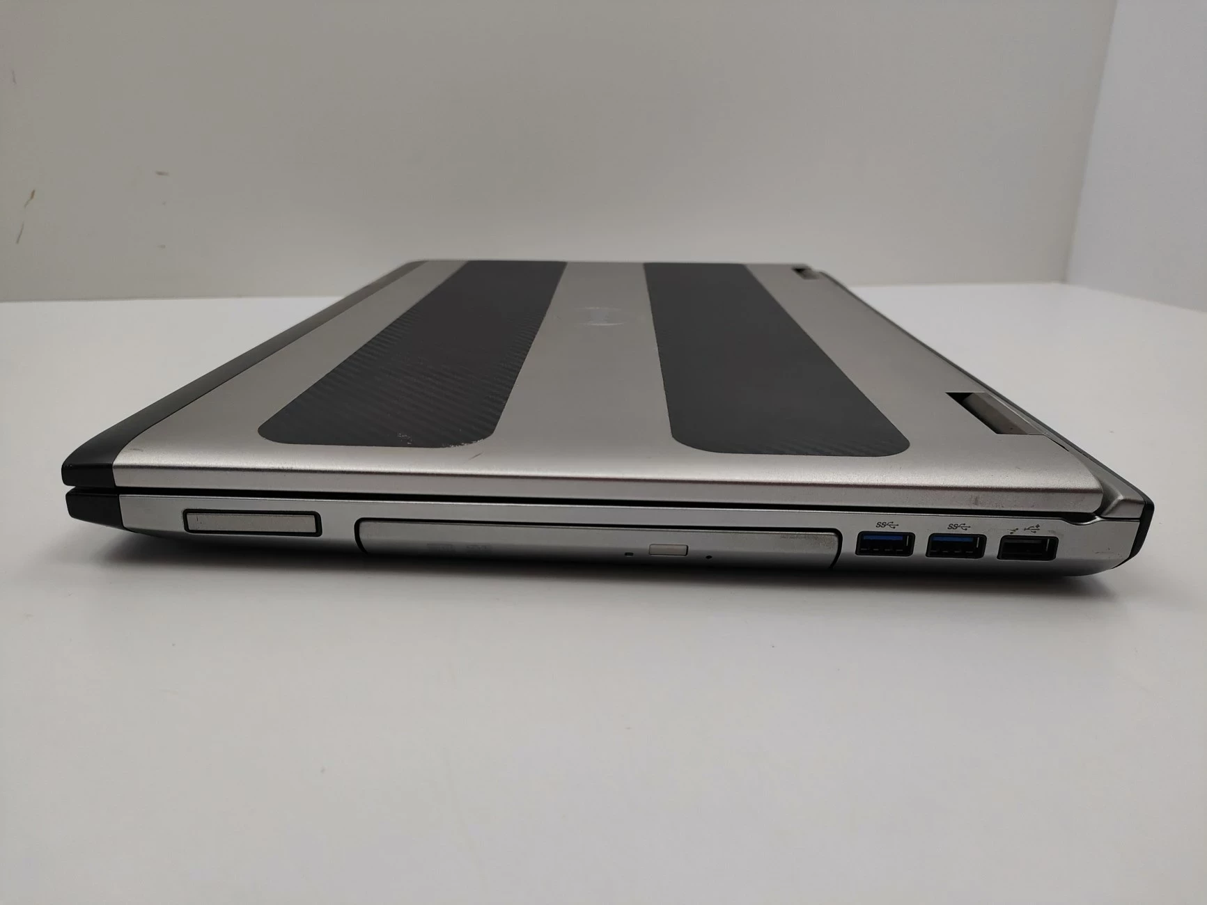 laptop-dell-vostro-3750-173-gt-525-i7-2630qm-6512gb-liczba-rdzeni-procesora-4329-9