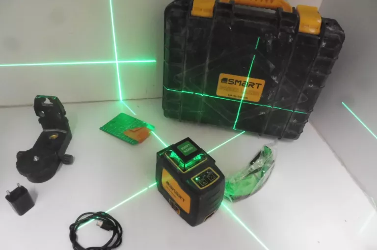 LASER KRZYŻOWY SMART 365 WALIZKA SM-06-03040G