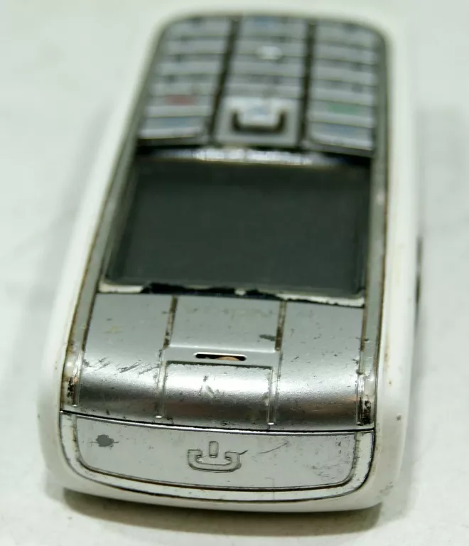 KLASYCZNY TELEFON NOKIA 6020 NA CZĘŚCI