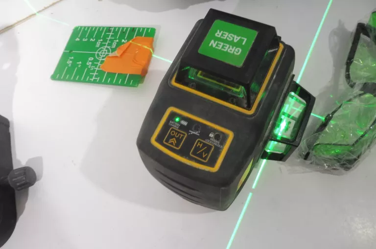 LASER KRZYŻOWY SMART 365 WALIZKA SM-06-03040G