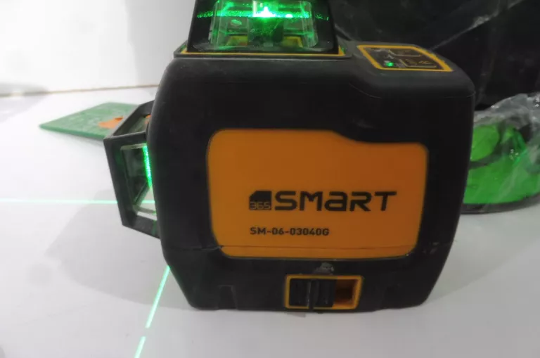 LASER KRZYŻOWY SMART 365 WALIZKA SM-06-03040G
