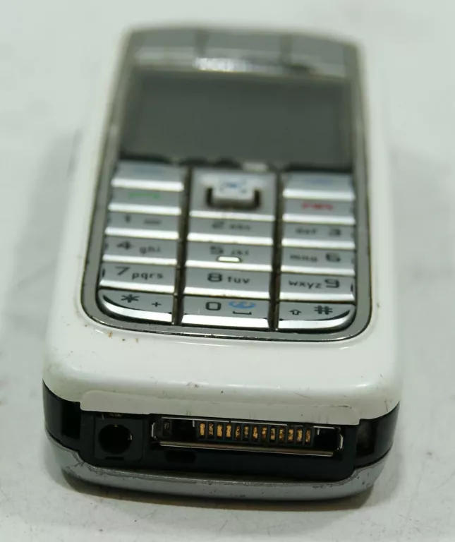 KLASYCZNY TELEFON NOKIA 6020 NA CZĘŚCI
