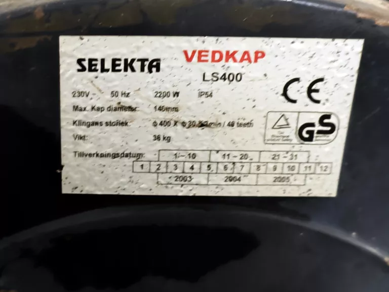 pila-tarczowa-stolowa-krajzega-do-drewna-selecta-vedkap-ls400-15kw-maksymalna-moc-2200