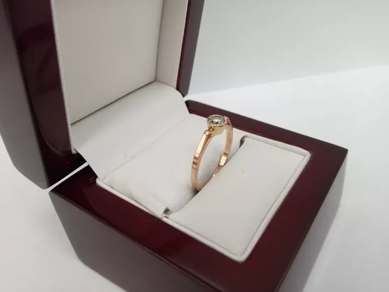 zloty-pierscionek-z-oczkiem-585-14k-179g-r13-marka-bez-marki