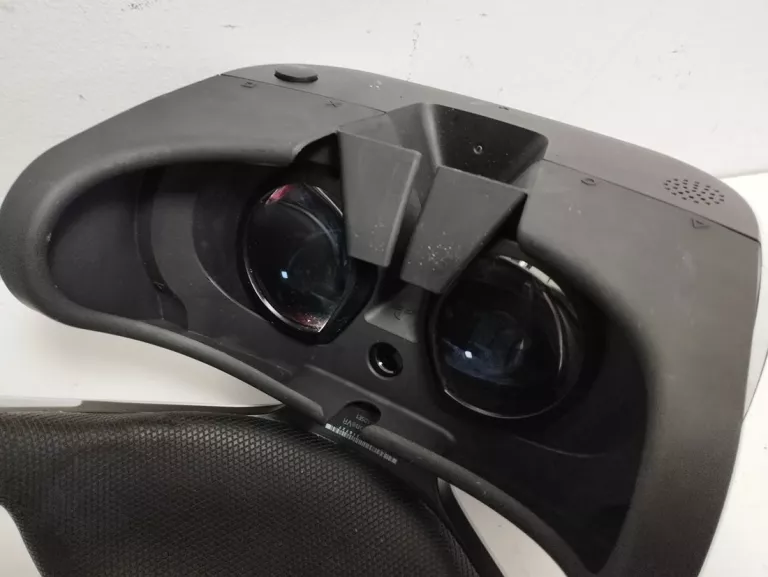 okulary-vr-sony-ps4-cuh-zvr1-komplet-ean-gtin-0711719504511