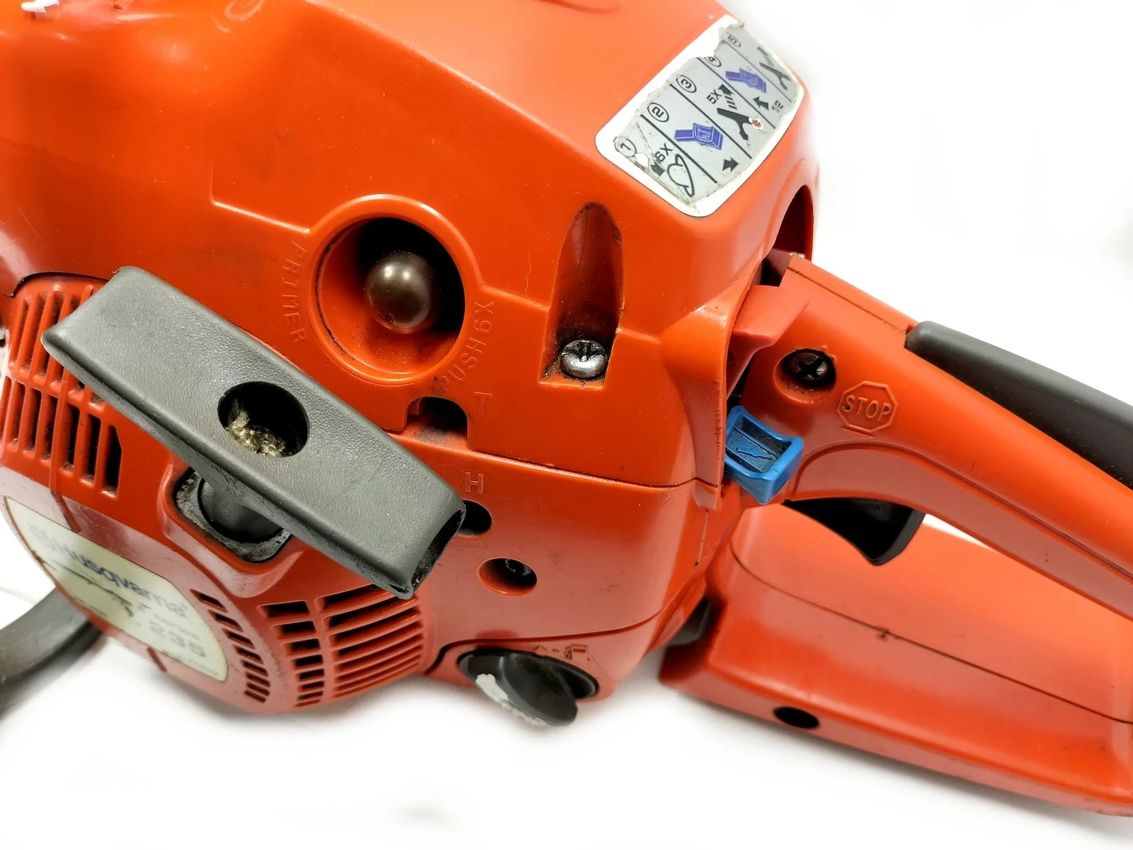 pila-husqvarna-235-product-id-f795cc3e-c5ed-42cf-9c1b-42c88ac92271