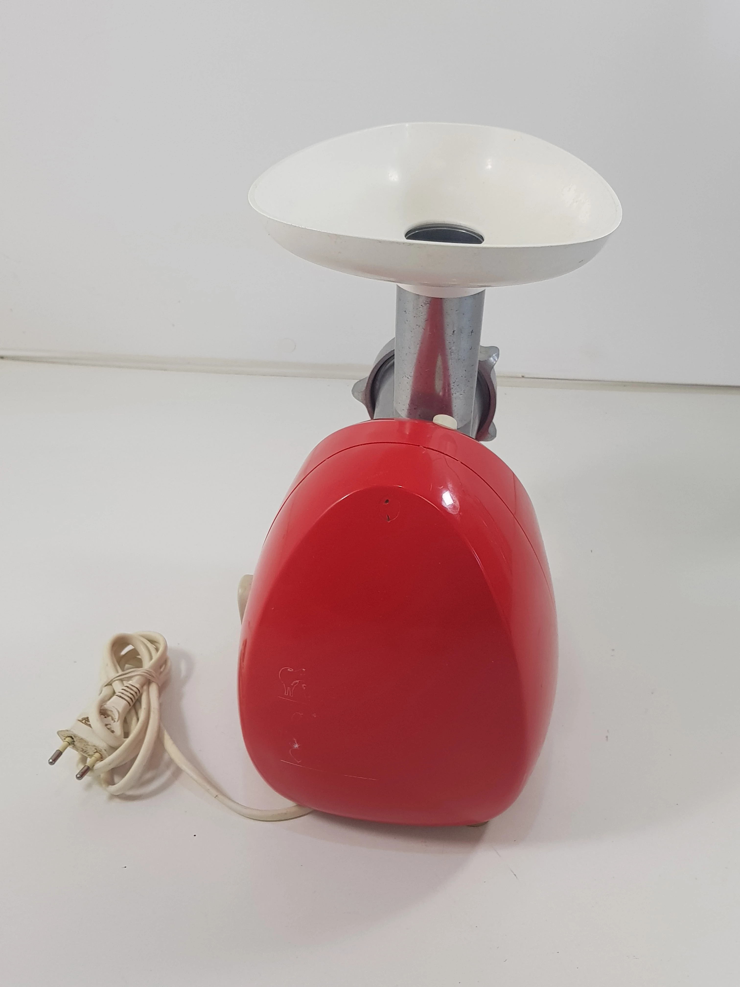 maszynka-do-miesa-zelmer-diana-8868-kolor-dominujacy-czerwony