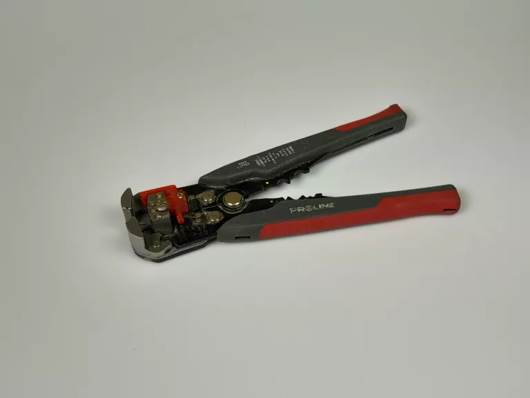 ŚCIĄGACZ IZOLACJI PROLINE 28412 0,2 MM2 - 6 MM2