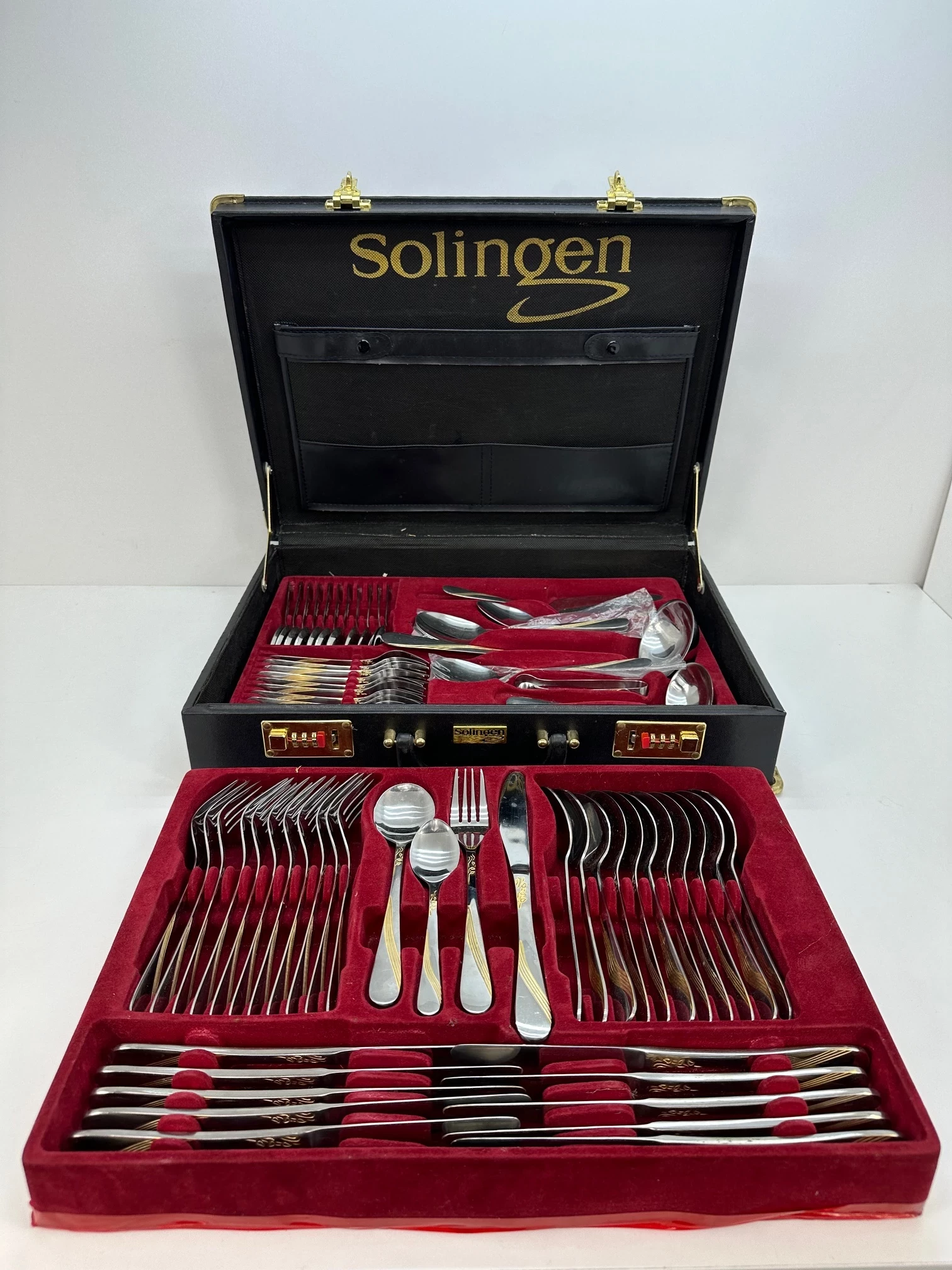 sztucce-solingen-1810-72-szt-w-walizce-stan-uzywany