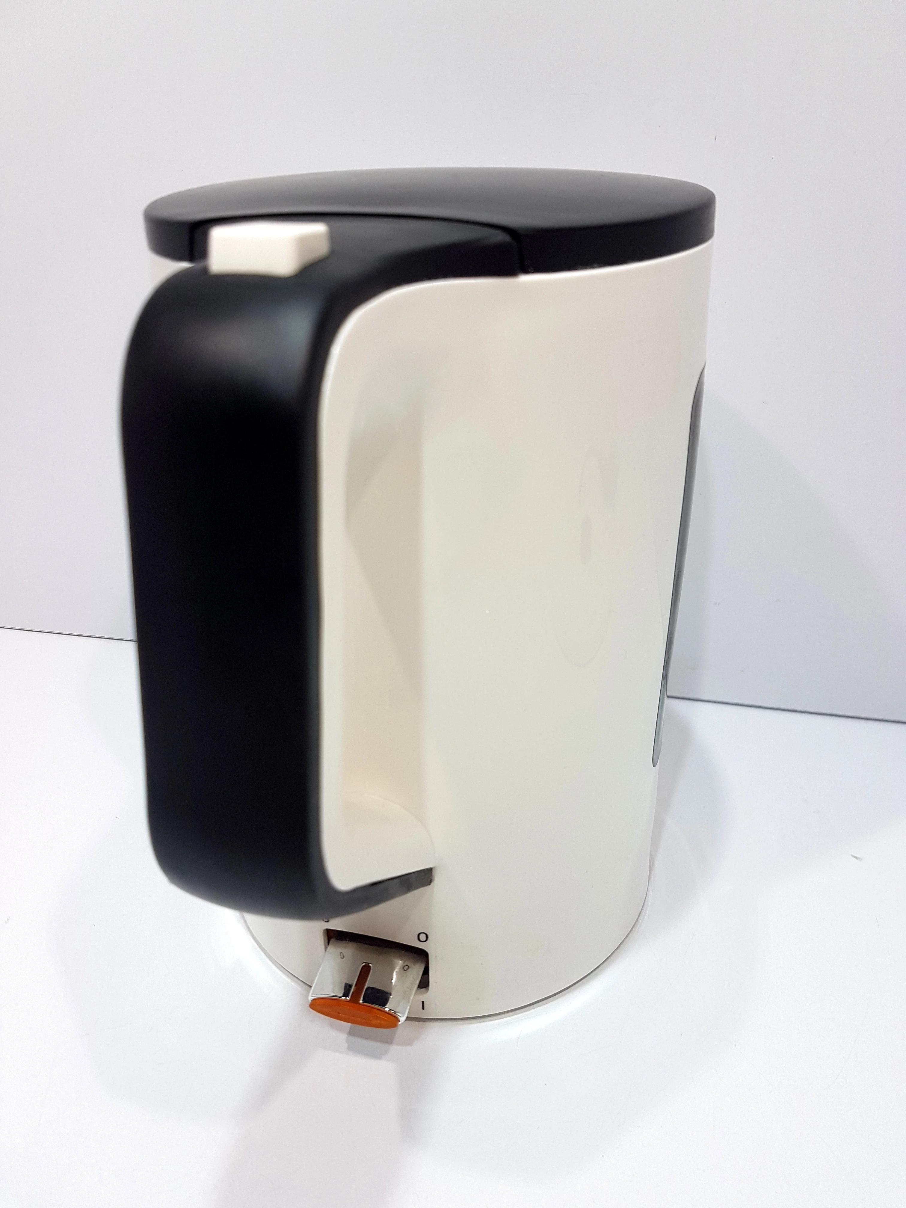 czajnik-elektryczny-ideenwelt-kolor-dominujacy-bialy