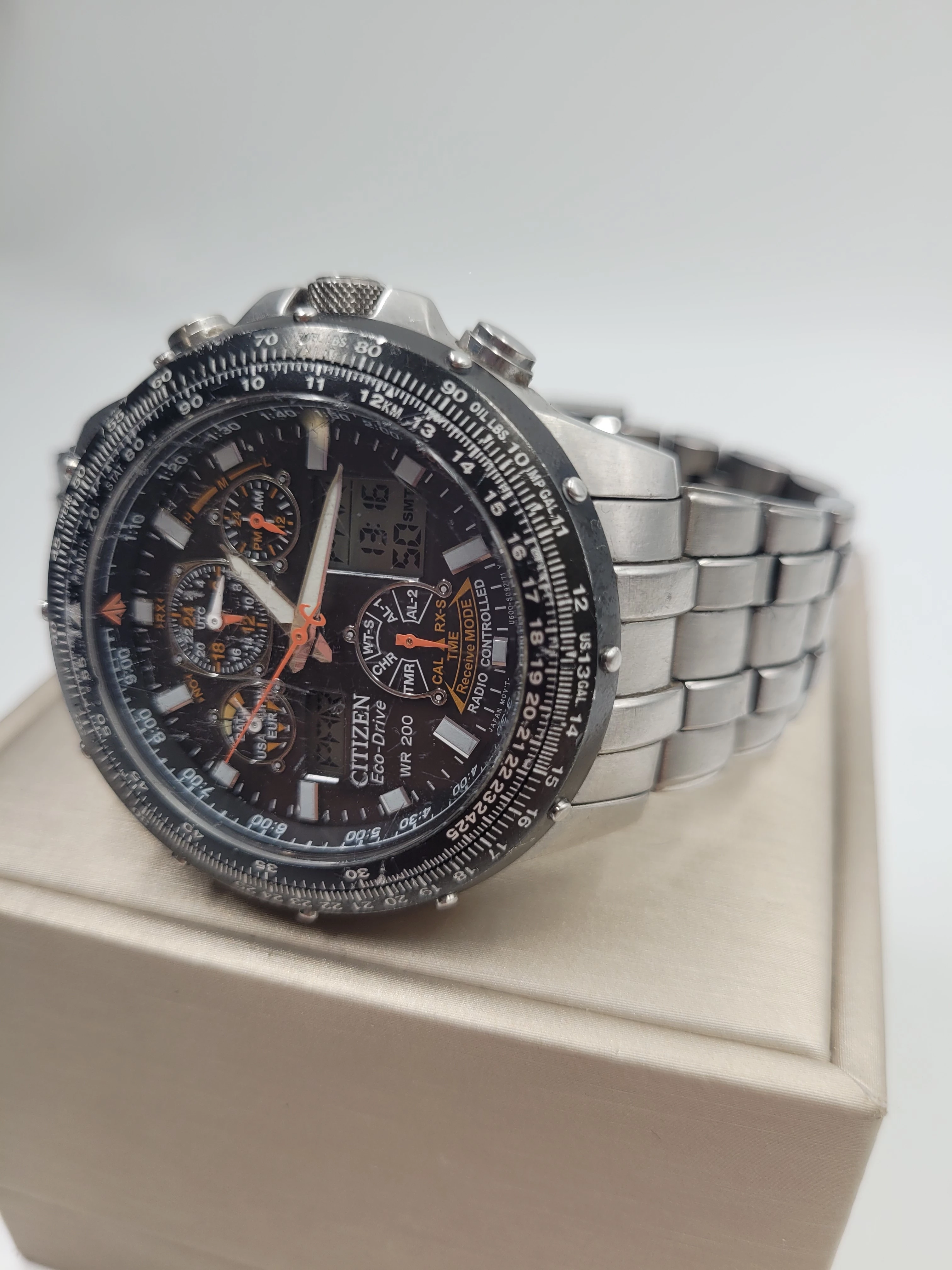 citizen-skyhawk-eco-drive-u600-s041341-marka-citizen