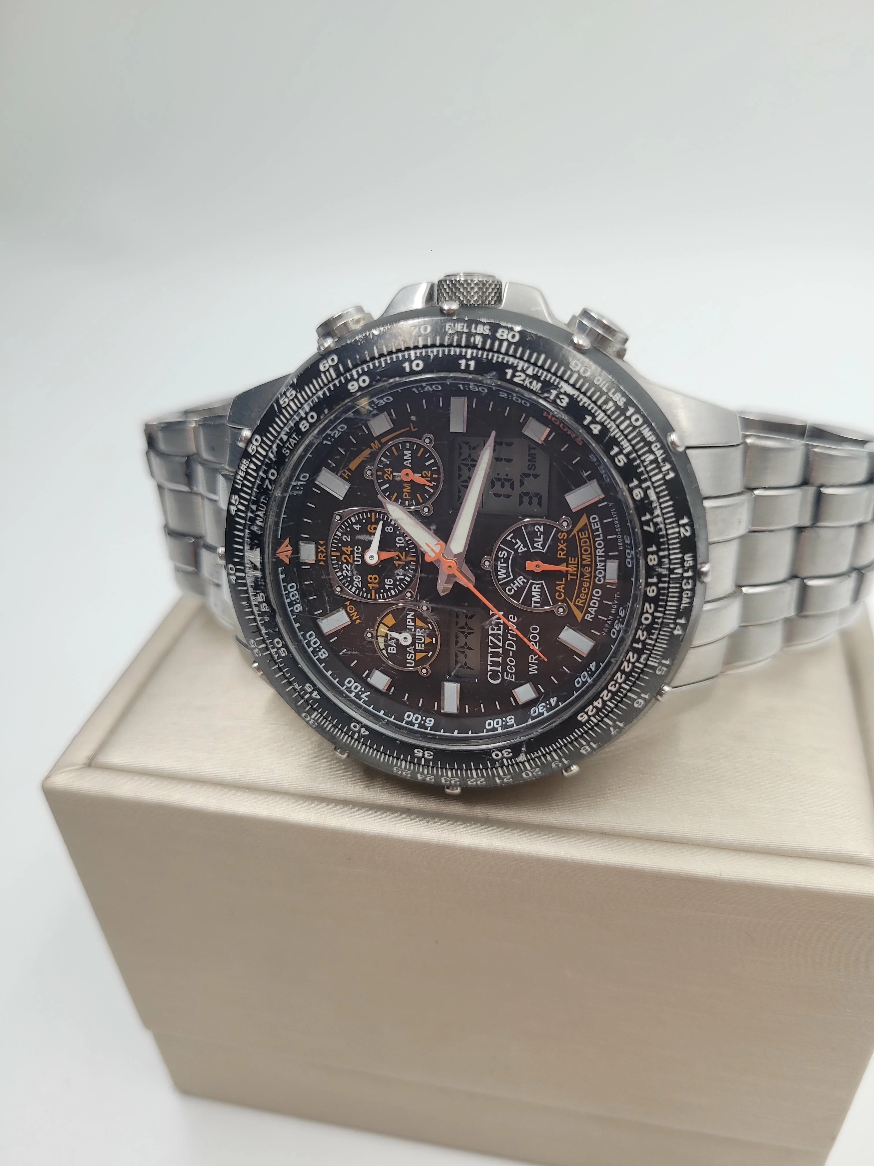 citizen-skyhawk-eco-drive-u600-s041341-mechanizm-inny