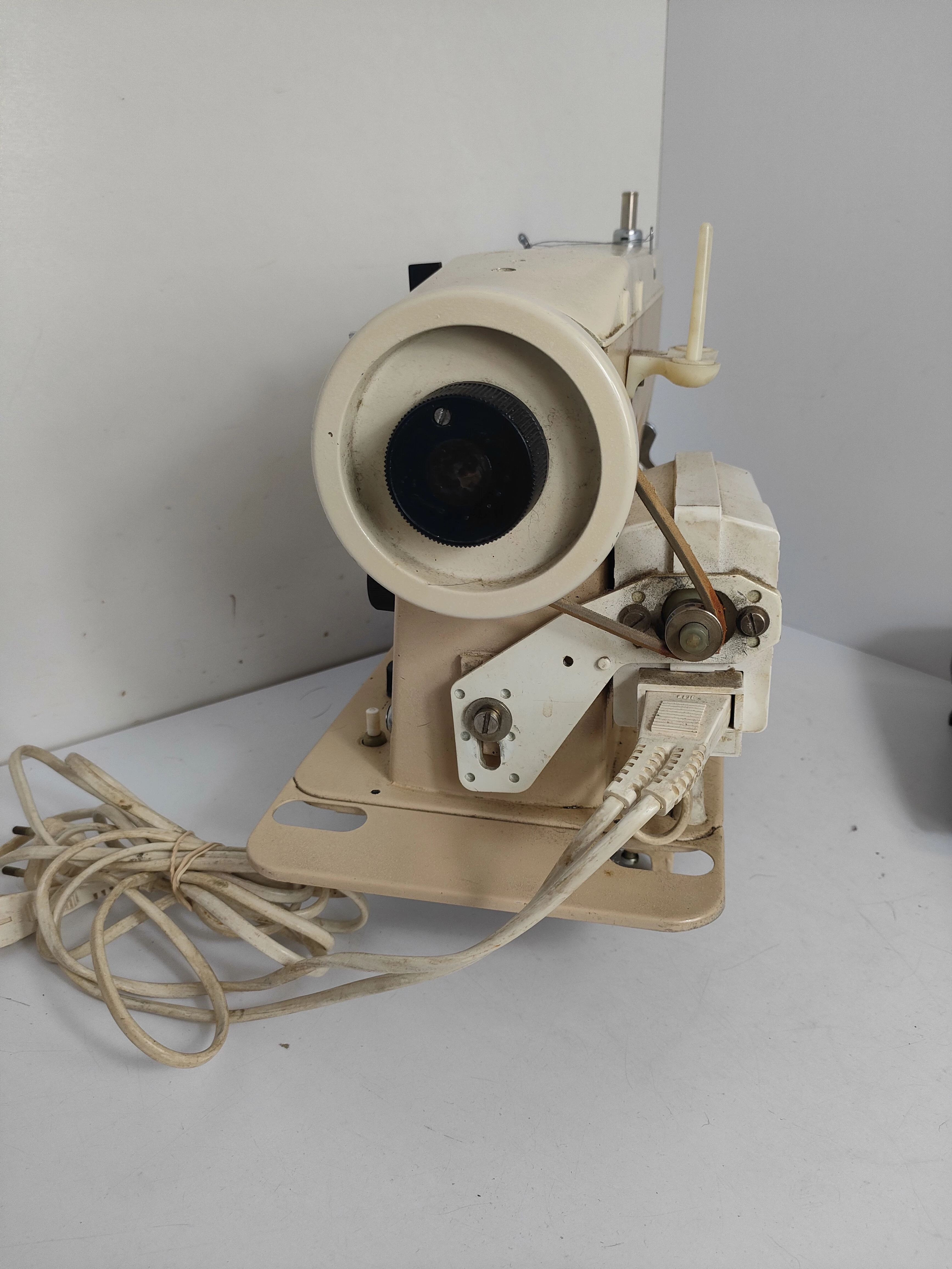 maszyna-do-szycia-lucznik-predom-kod-producenta-466